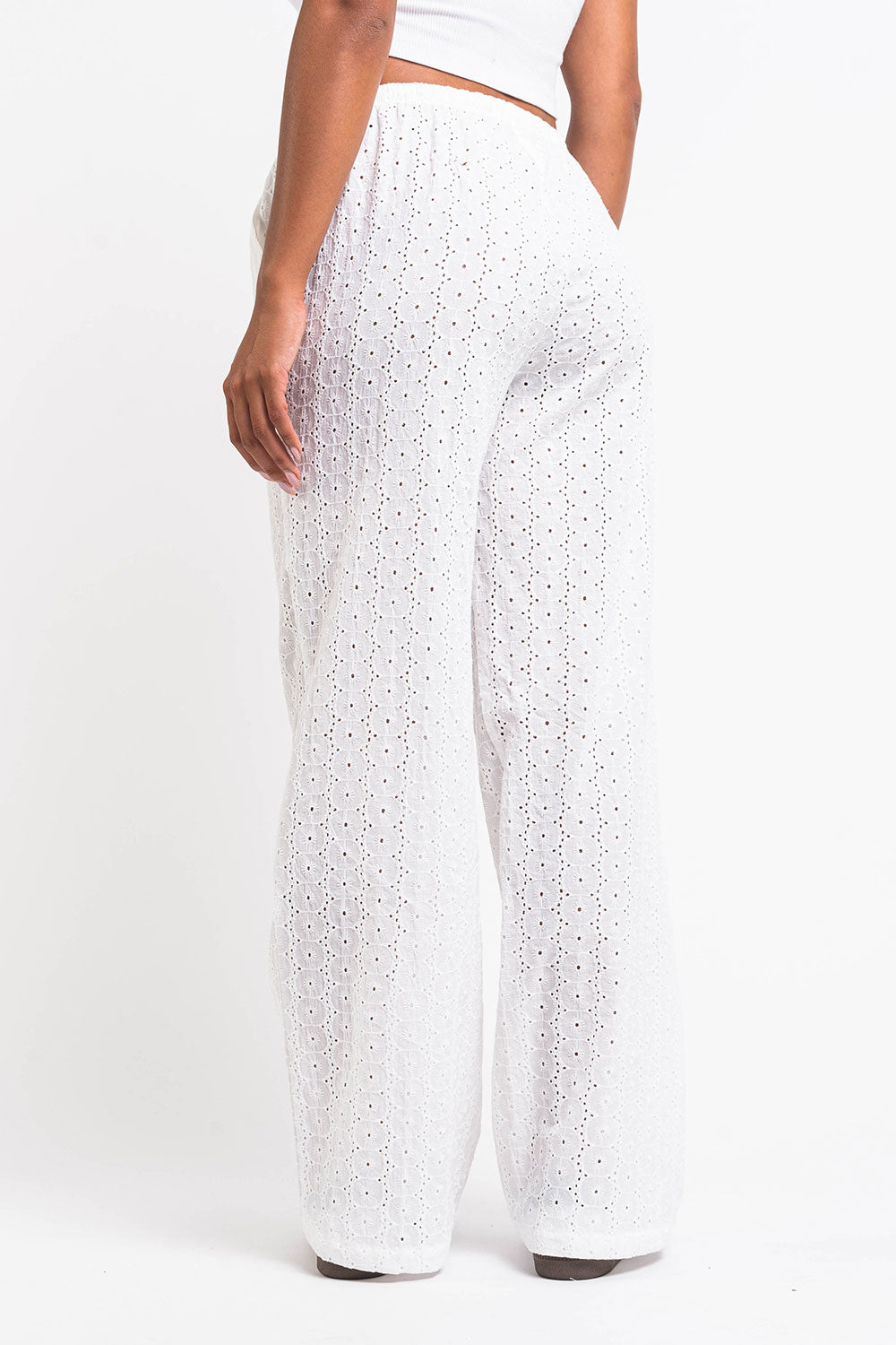 Mel 07Mid Straight Lace Pants - White