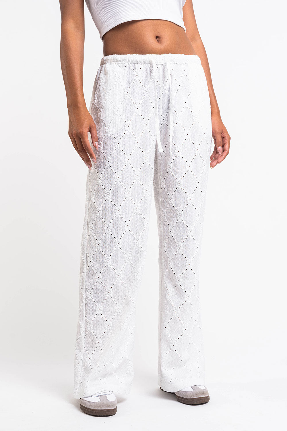 Mel 08Mid Straight Lace Pants - White