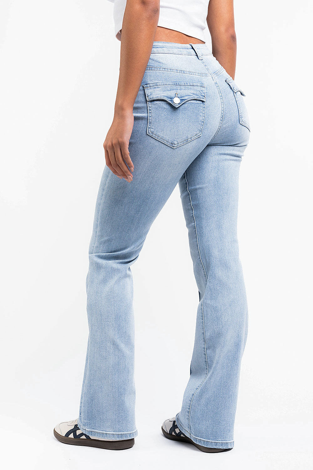 Claire 01High Bootcut Jeans - Bleach Blue
